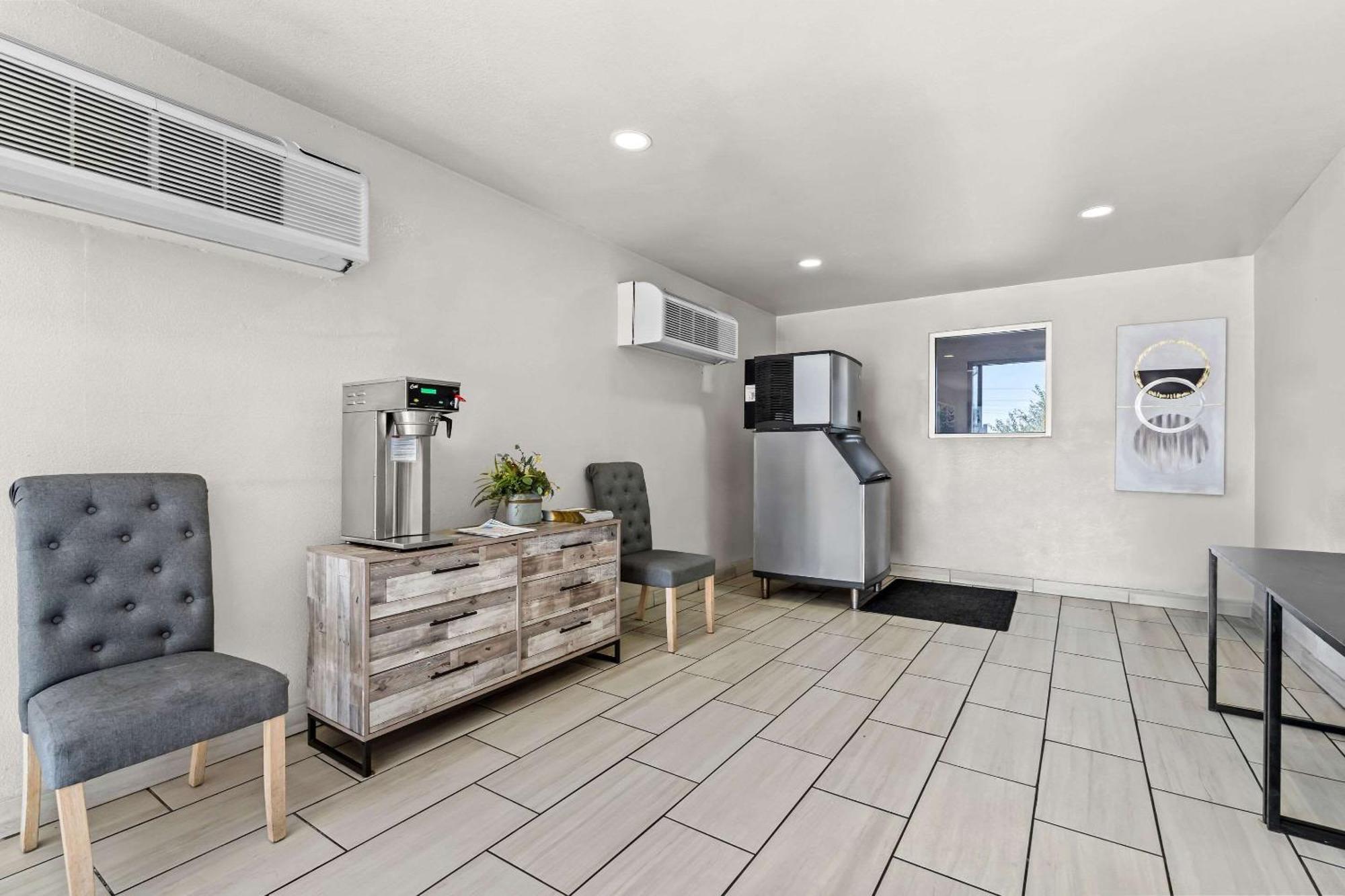 Econo Lodge Stockton Near I-5 Fairgrounds 外观 照片